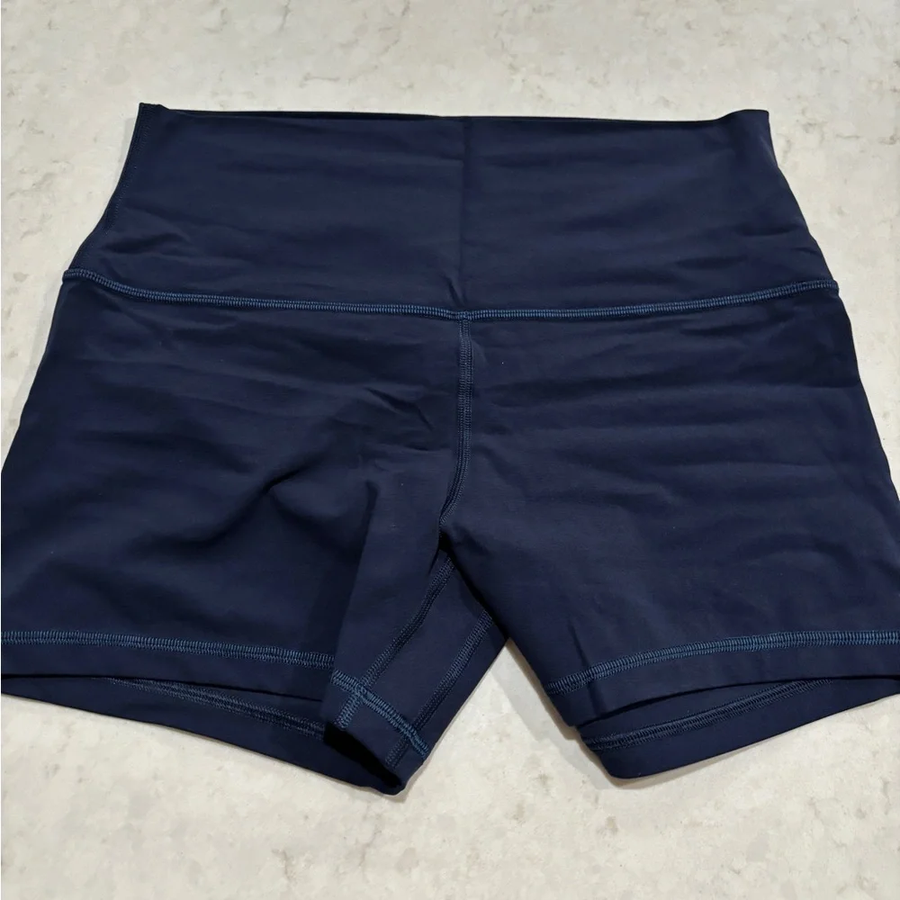 Lululemon Align High-Rise Short 4” Buttery Soft Nulu Like New true navy sz 10 - Picture 8 of 10